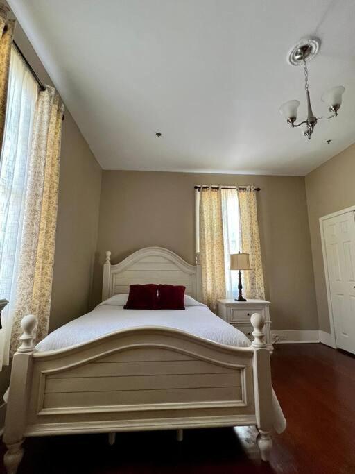 Agatha'S Historic Home Free Parking Wi-Fi Deck Mobile Bagian luar foto